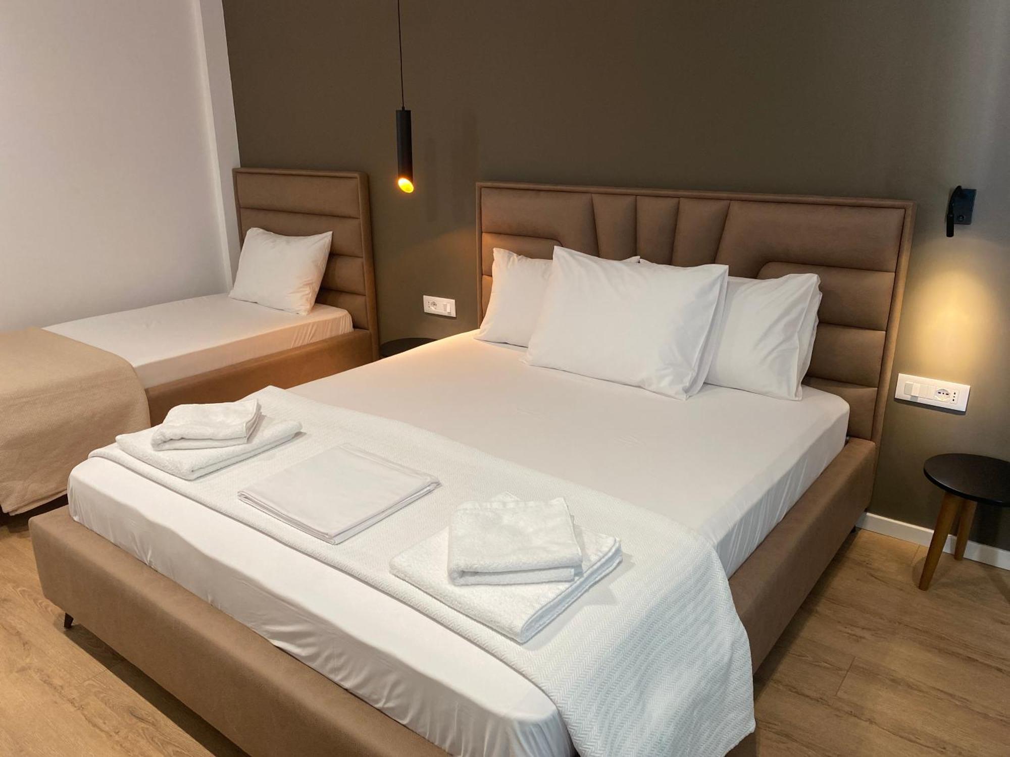 Augusto Rooms Sarande Ngoại thất bức ảnh