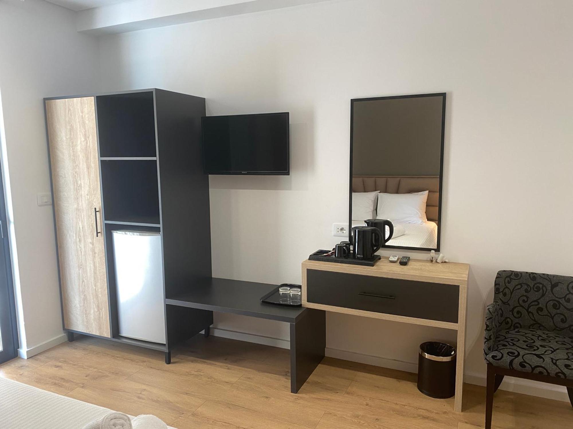 Augusto Rooms Sarande Ngoại thất bức ảnh